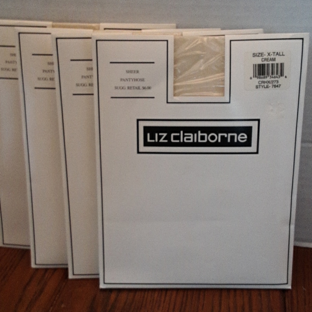 Liz Claiborne Hosiery